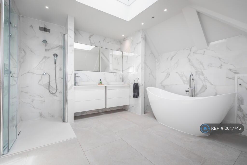 Ensuite Bathroom