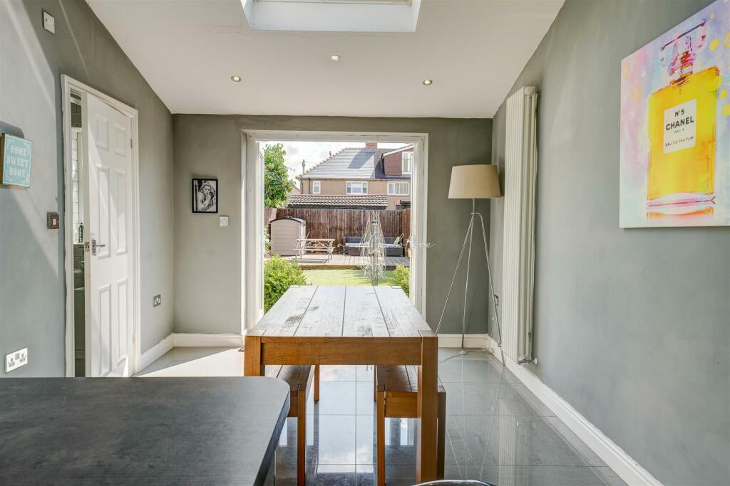 Caerphilly Road, Birchgrove, HernCrabtree (21).jpg