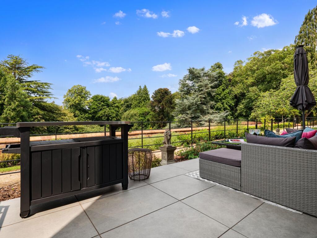 Private terrace BBQ area