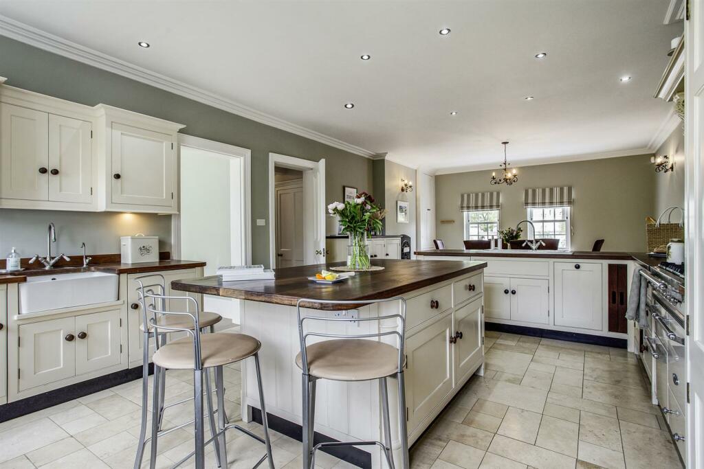 69601_Upton Leigh Overton Road (20)_low.jpg
