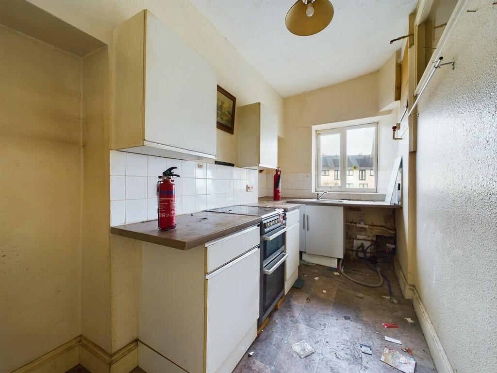 CAM02089G0-PR0333...