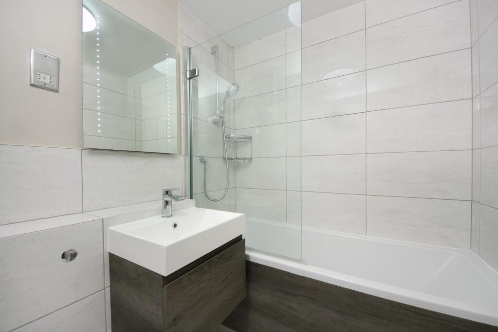 GV- F1 - 5 St Leonards Rd (17).jpg