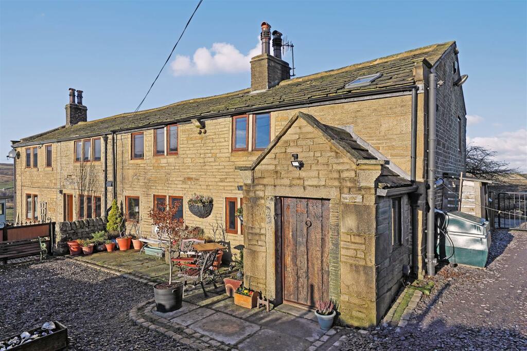 Upper Flight Stack.04.Photoneg.co.uk.jpg