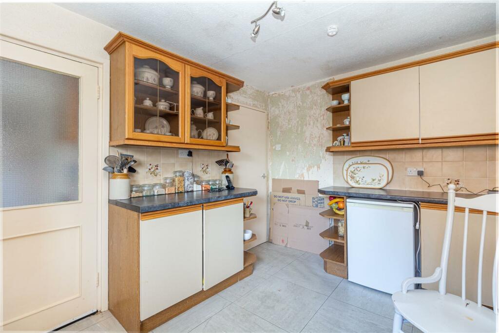 Kitchen-3.jpg
