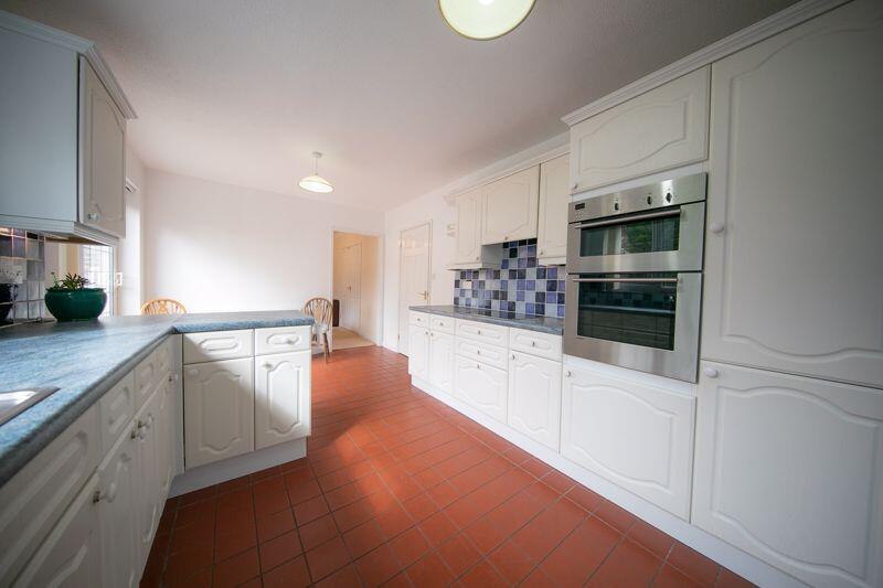 Kitchen &amp; breakfast room