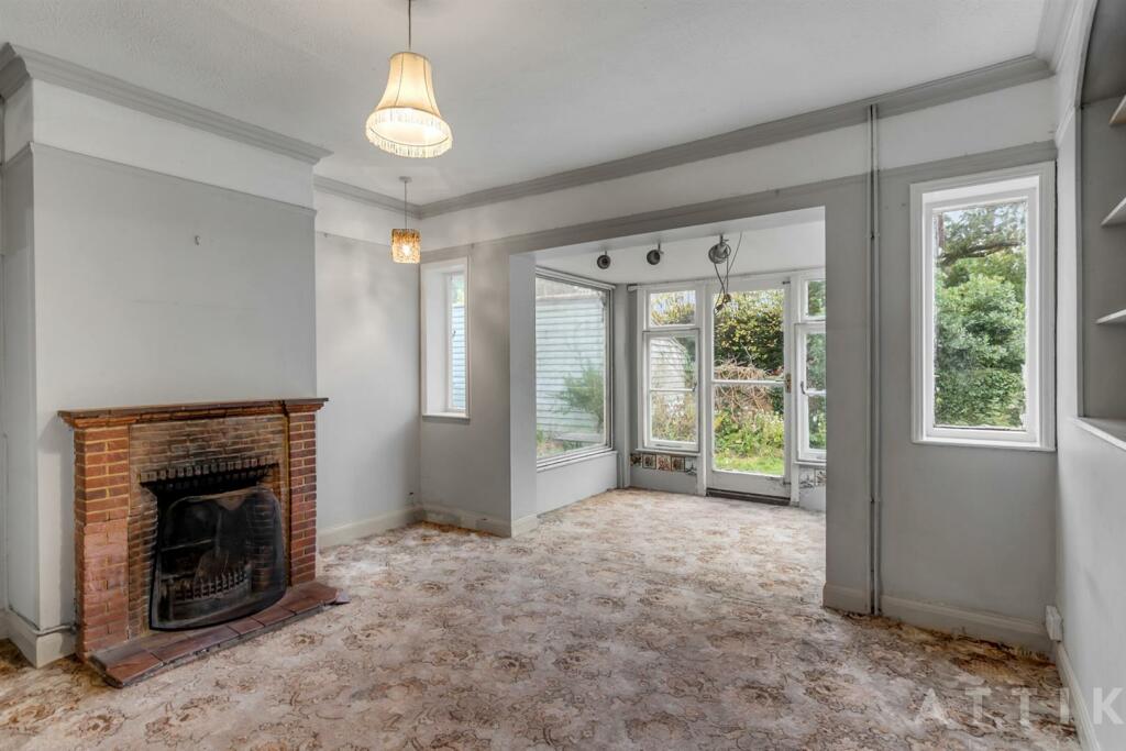 4 Gables, Bridge Street, Halesworth, IP19 8AQ (19)