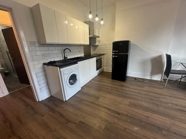 Kitchen 4