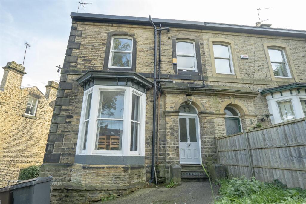 15 beach hill road exterior.jpg
