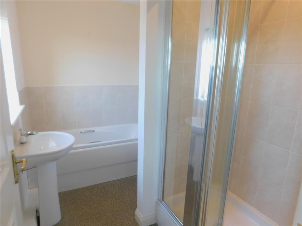 EN SUITE