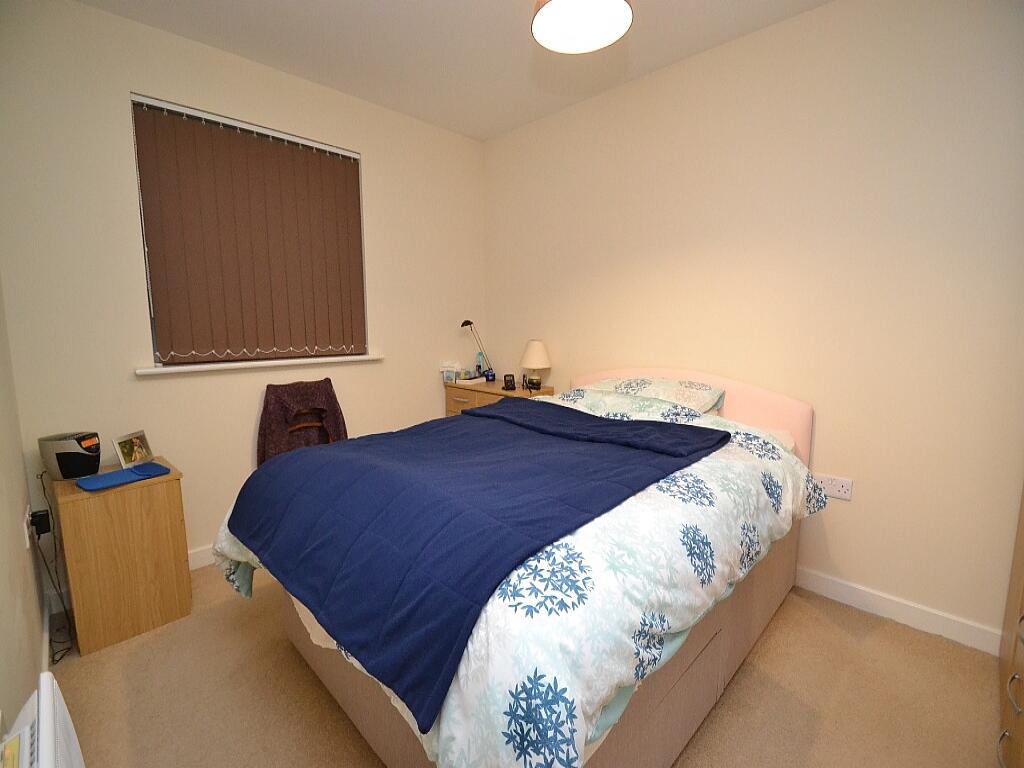 Photograph 4