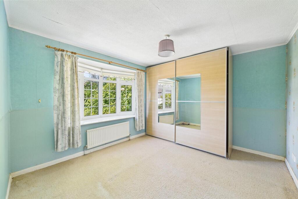 10 Sanctuary Gardens, Sneyd Park, Bristol BS9 1QR 