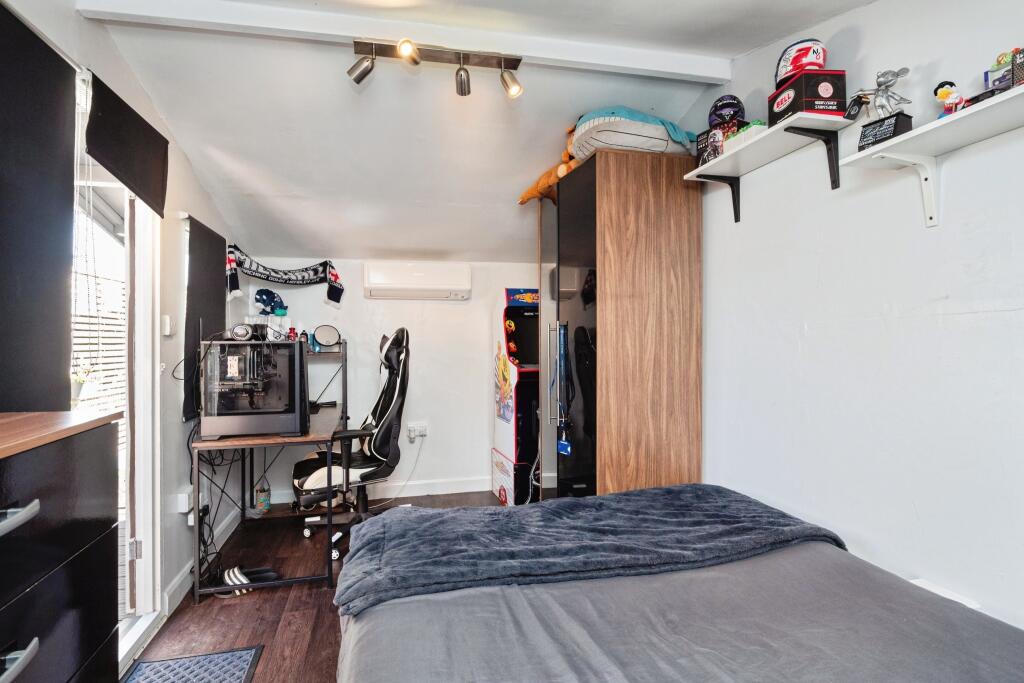 3parkviewcottagemaidstoneroadtonbridgetn110hp-21