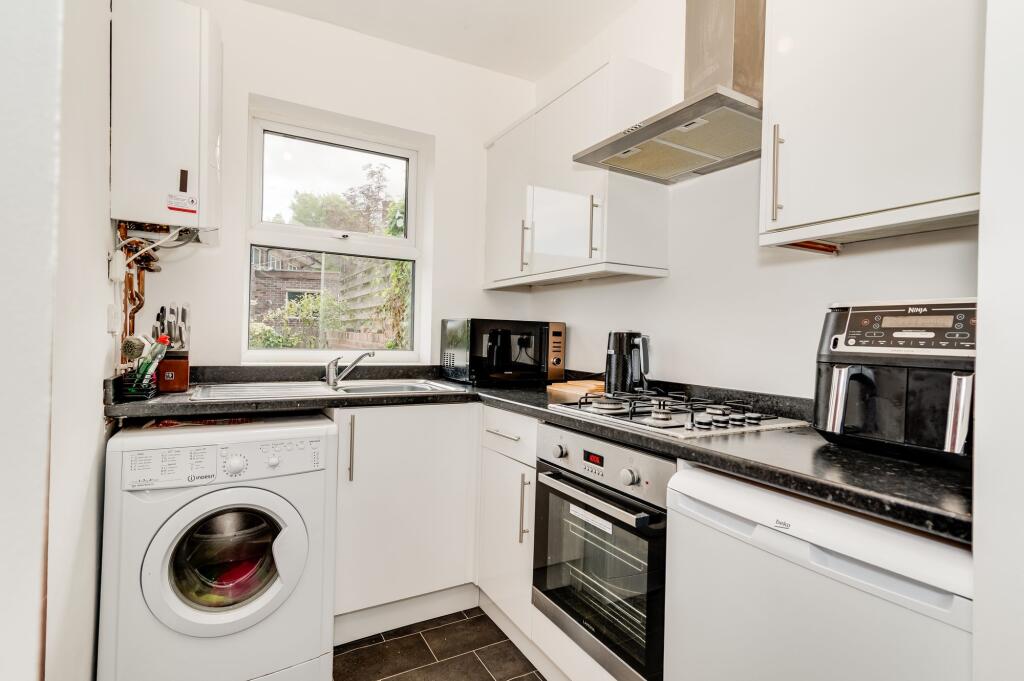 LIVING ROOM, KITCHEN AND DINER
