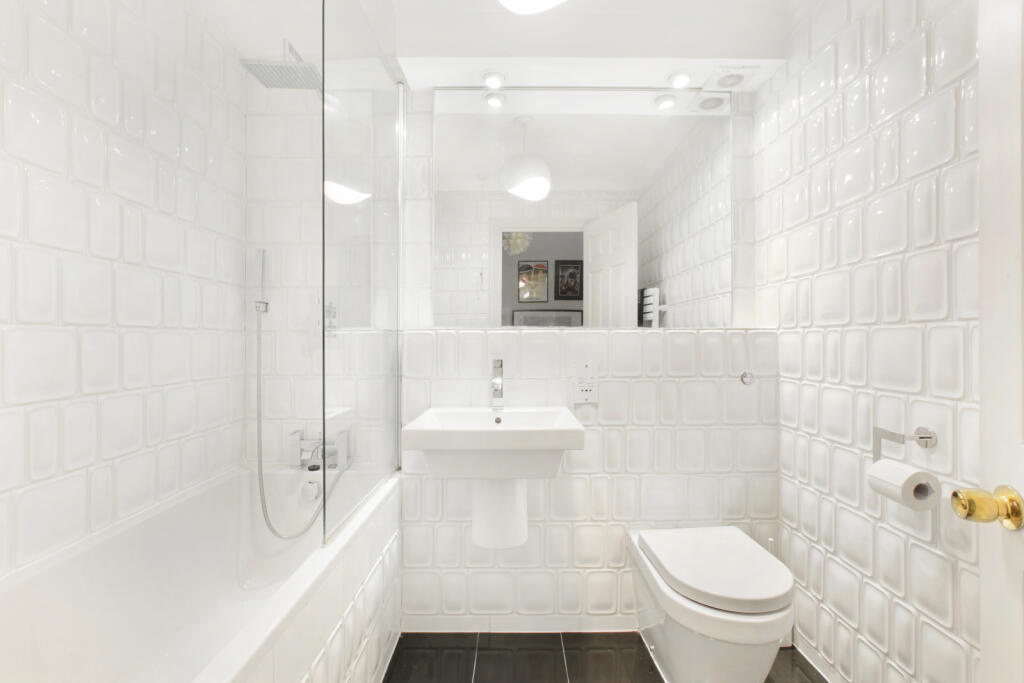 property in Hillgate Place, 
Clapham South, SW12