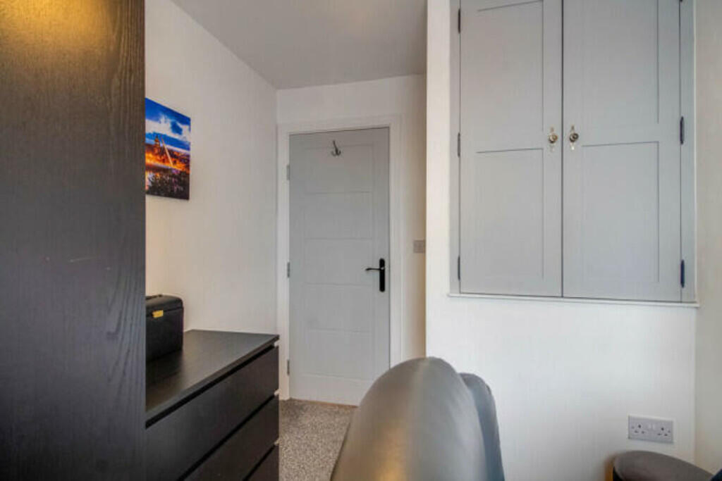 bedroom 3 rear