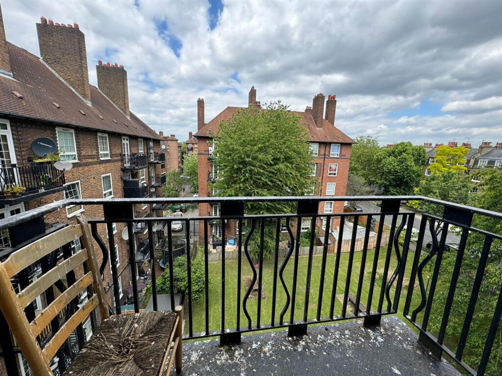 WhatsApp Image 2024-06-07 at 15.58.39 (1).jpeg