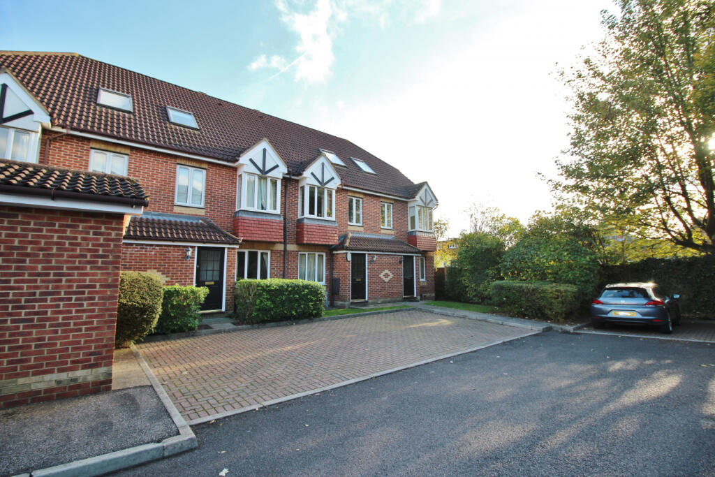 Dorset Mews, Finchley Central N3