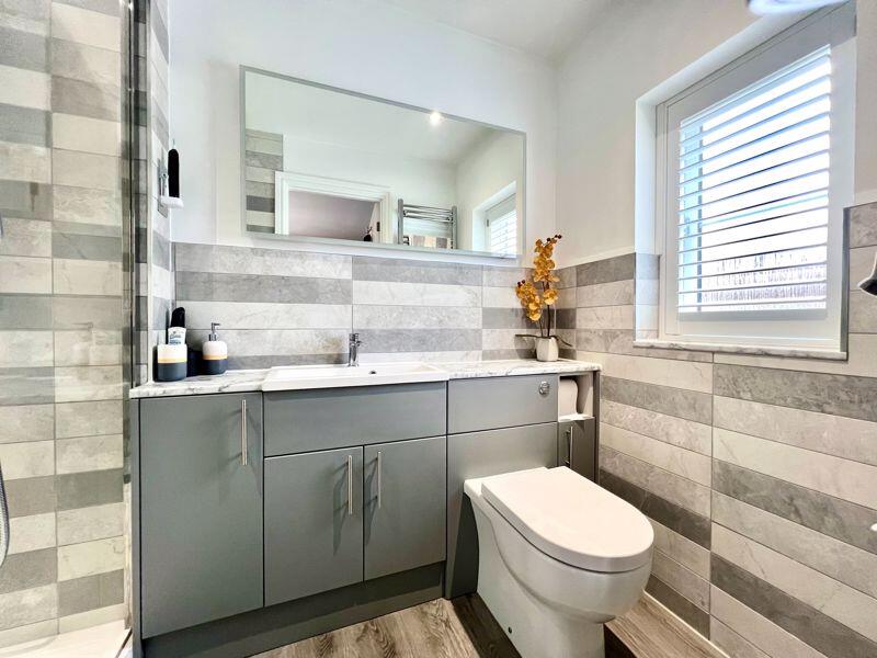 En-Suite To Principal Bedroom