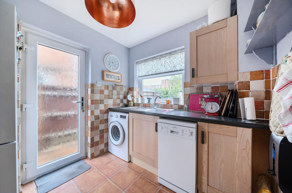 133225613688b2ee3e2b70