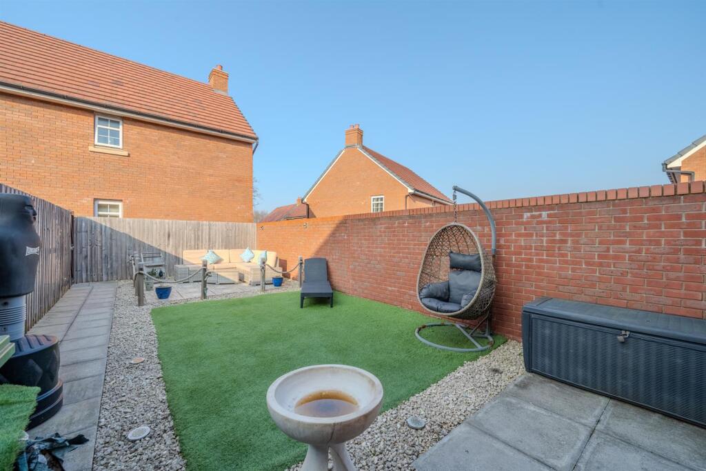 17 Cwrt Carver-15.jpg