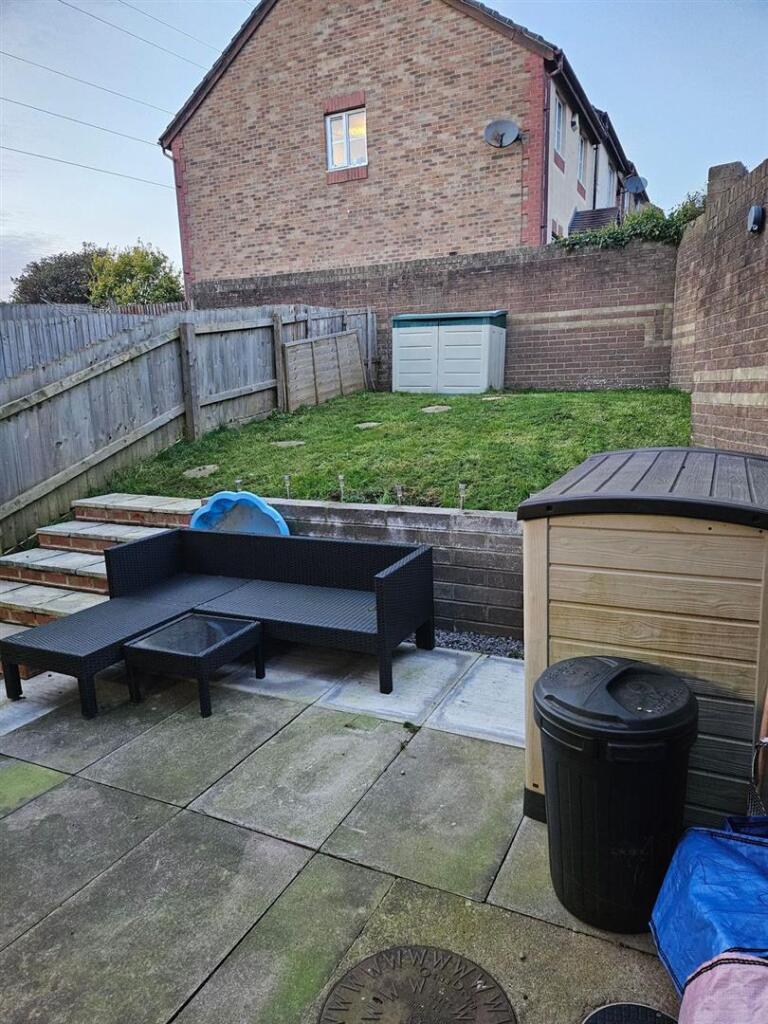 Garden 1.JPG