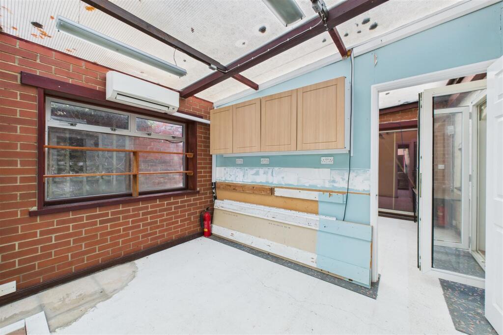 Georgia House, Cambridge, Gloucester GL2 7AL | Fre