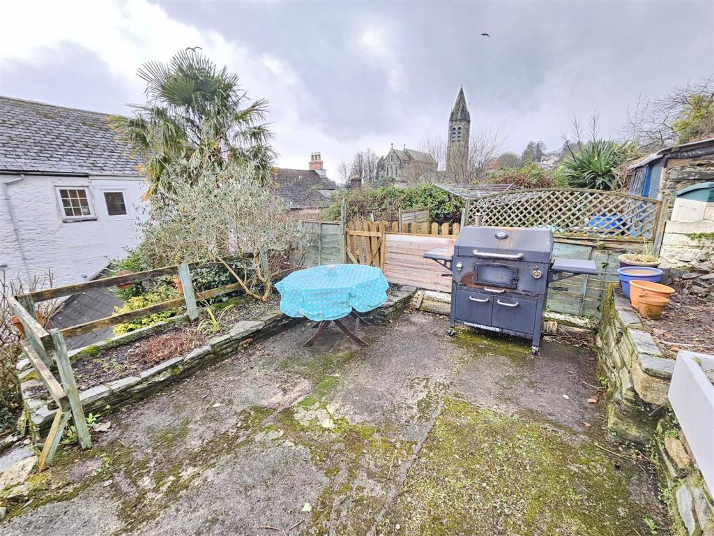 Rear Garden and View.jpg