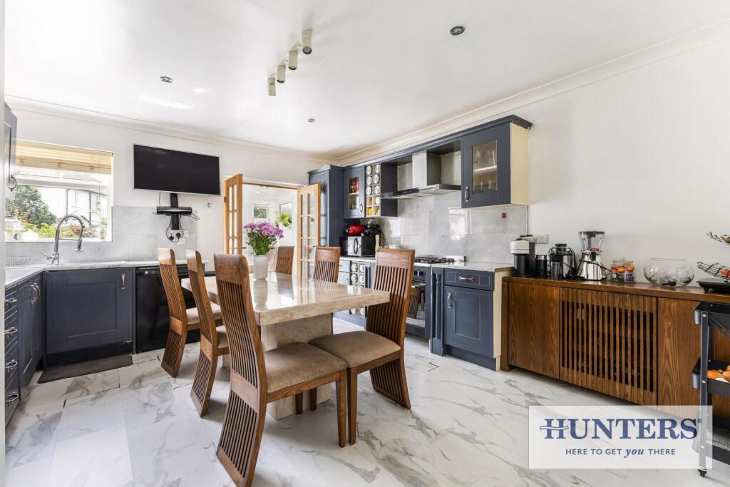 96295_41 Glenmere Mount Yeadon (12) - Copy_low.jpg