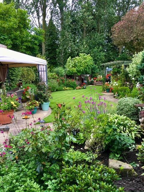 St. Marys Avenue Summer Rear Garden