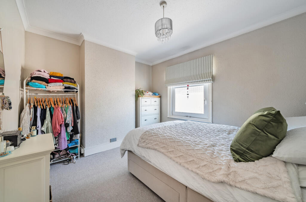 1288568-38-682728...