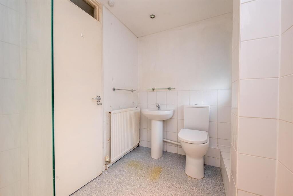 Longwater Road, Bracknell