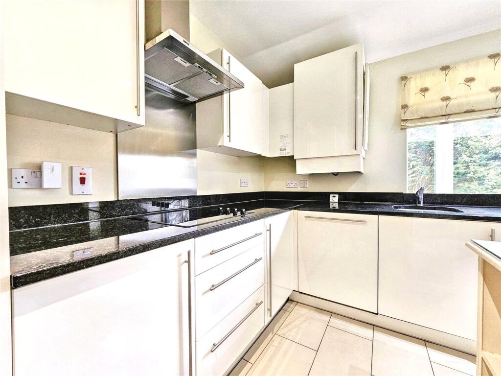 Living/Kitchen Room
