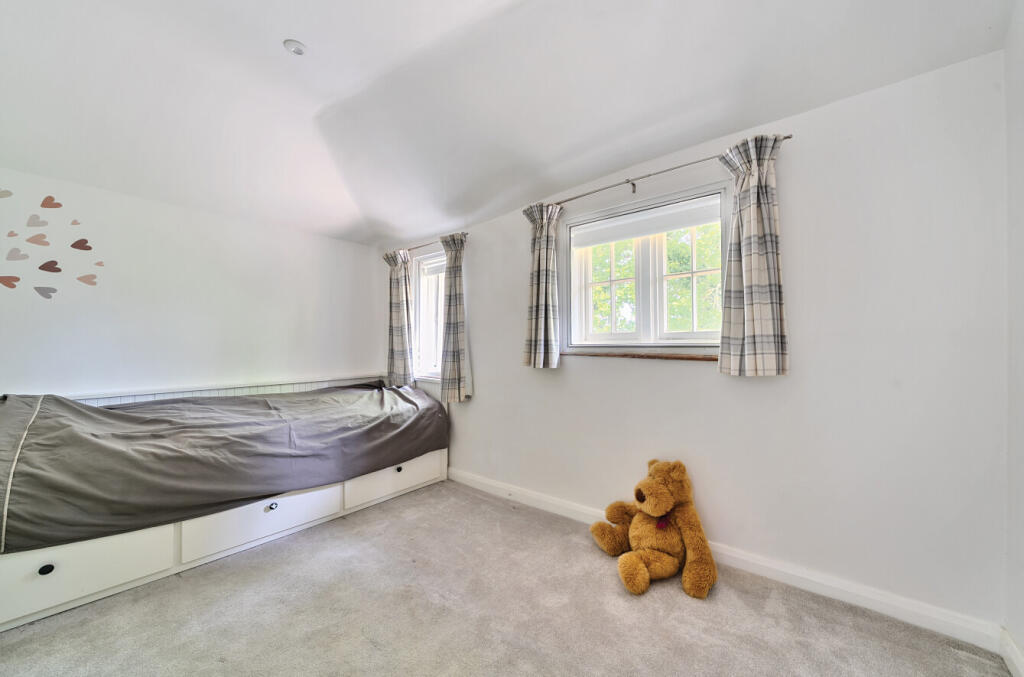 6-68239bfc00eb1-1...