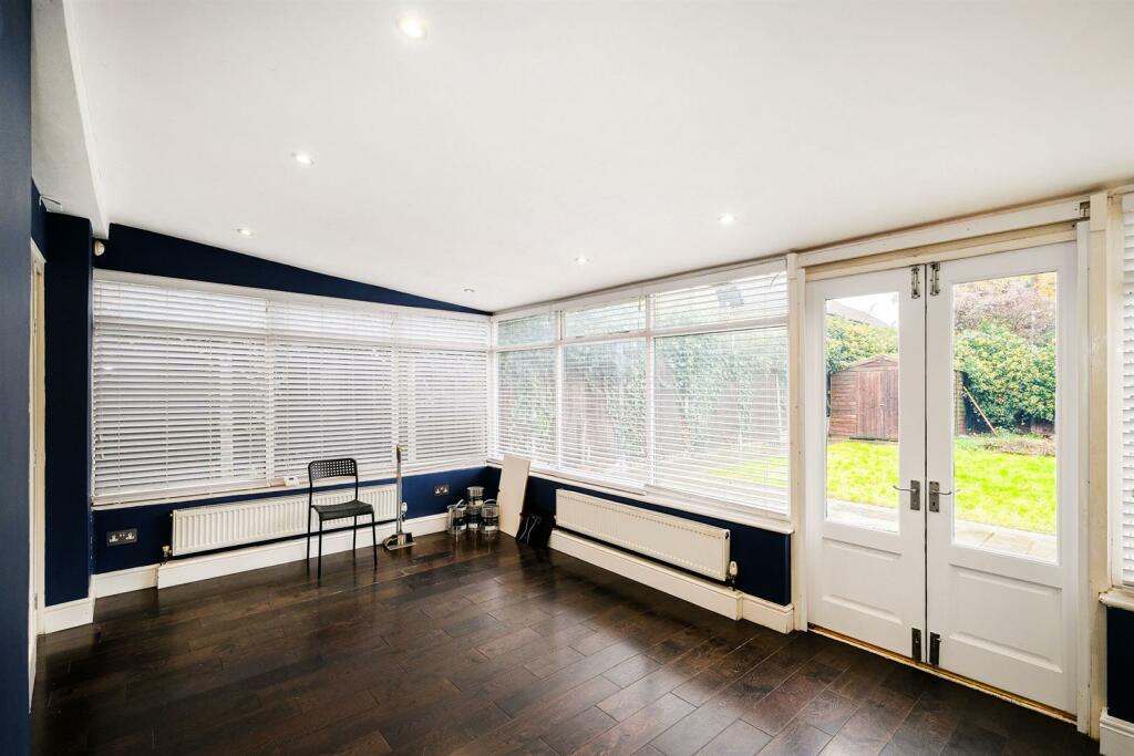 19 Tudor Road-5_web.jpg