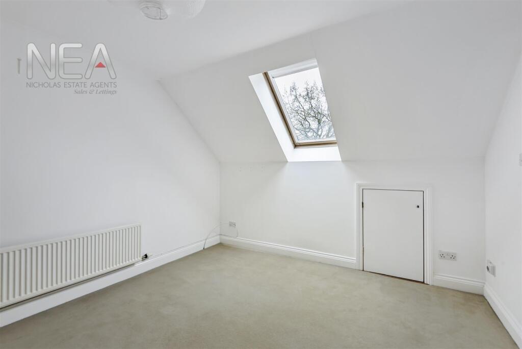 Playroom/studio