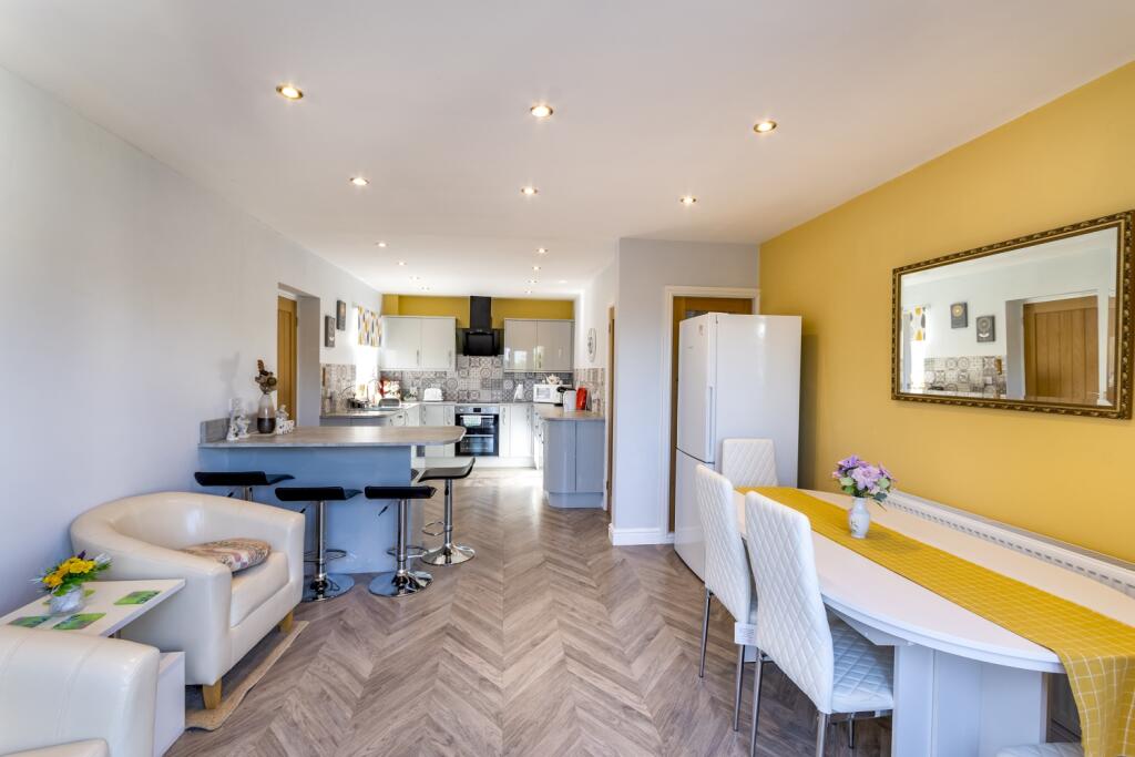 EweMove Estate Agents Scunthorpe Kitchen Diner