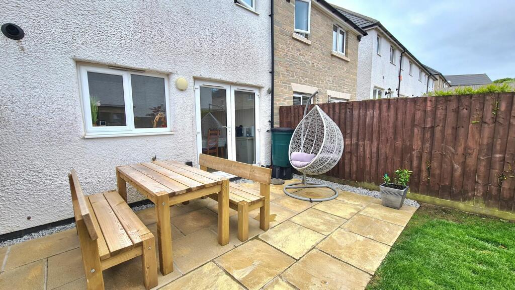 OUTSIDE - REAR GARDEN