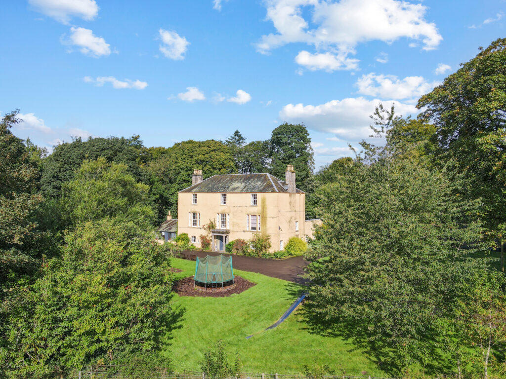 Braendam Estate, Thornhill, FK8