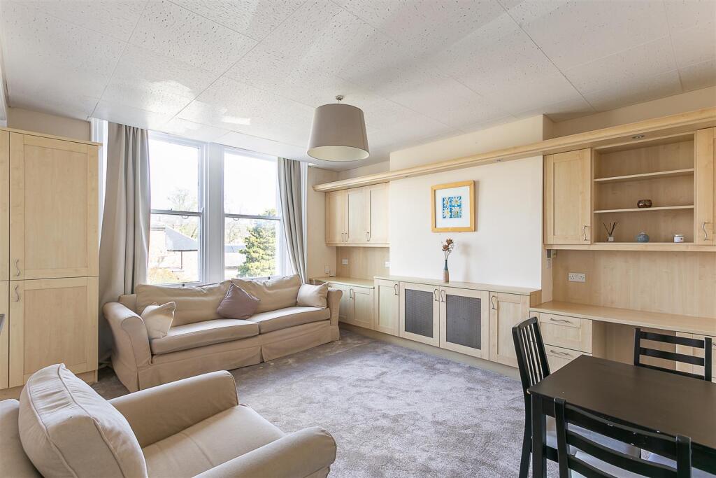 Lounge/Diner