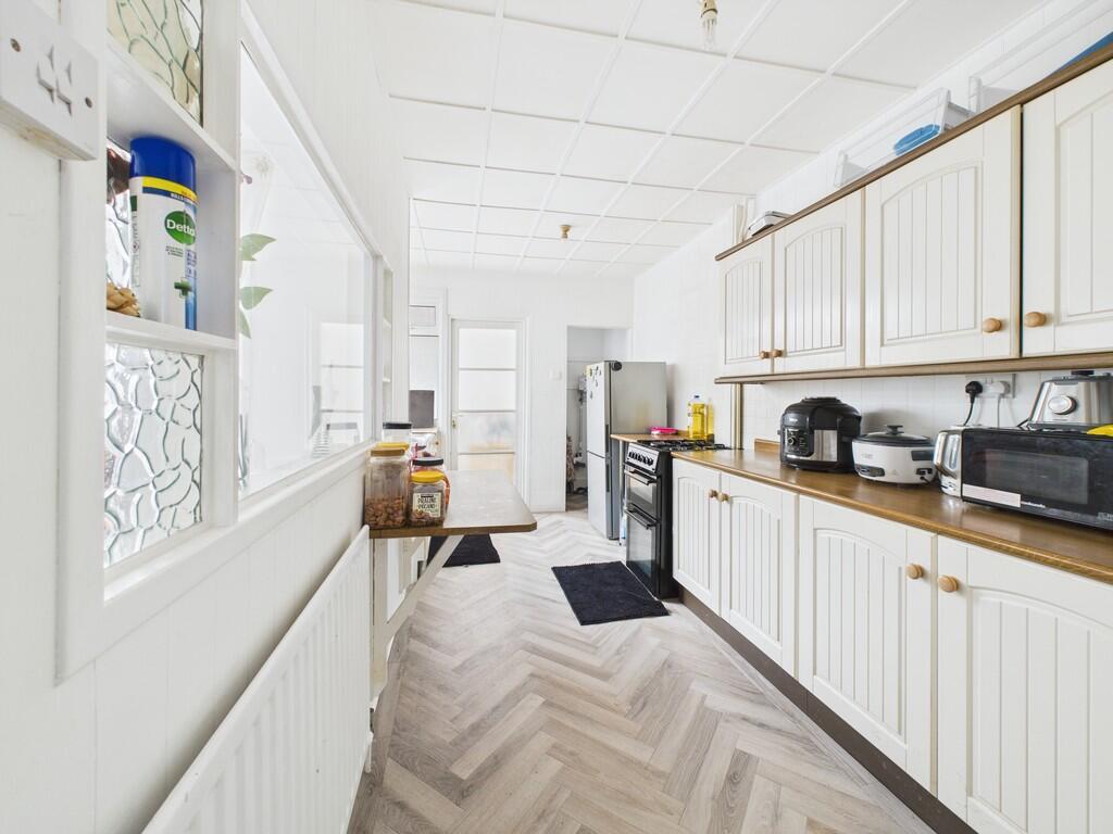 CAM05068G0-PR0010...