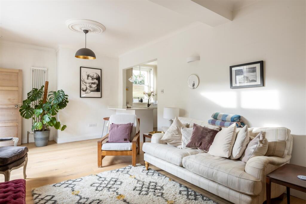 21E St Aubyns-27.jpg