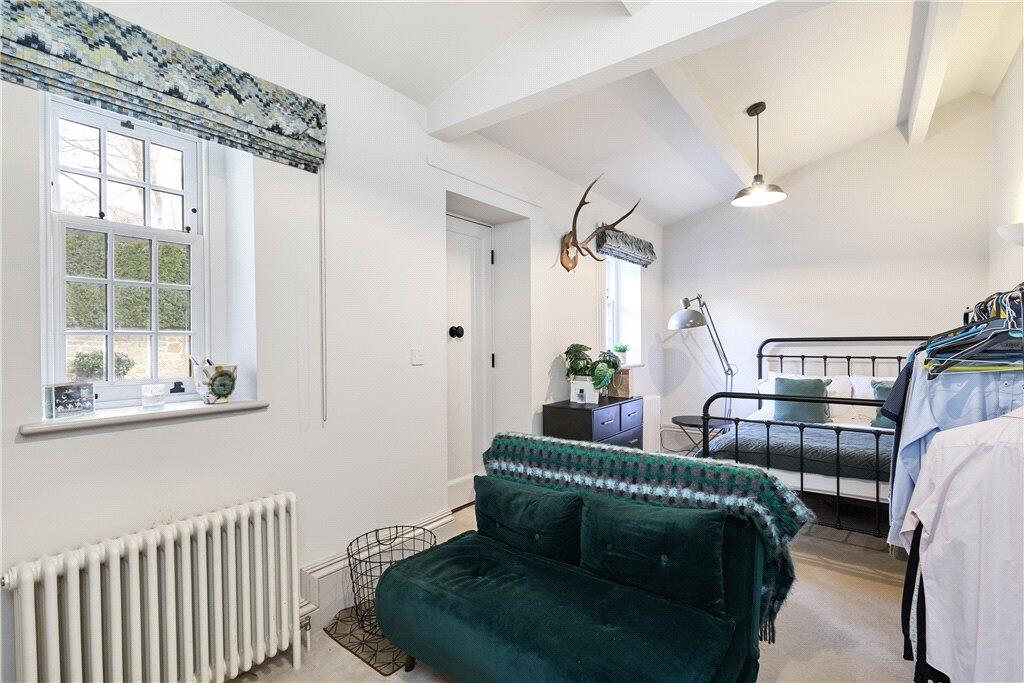 Sitting Room / BR5