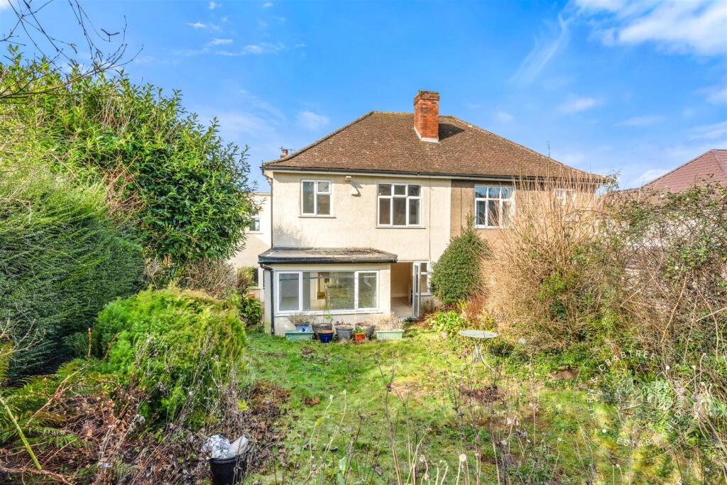 Horse Shoe Dr, Bristol, Hern Crabtree (41).jpg