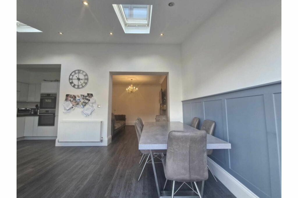 Kitchen/Family Room