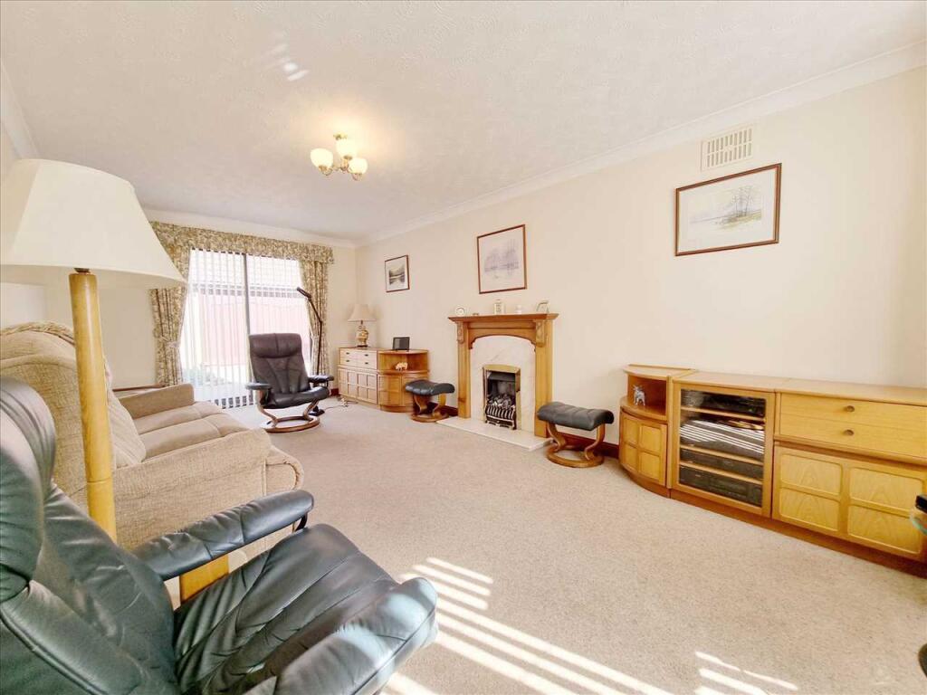 Lounge: