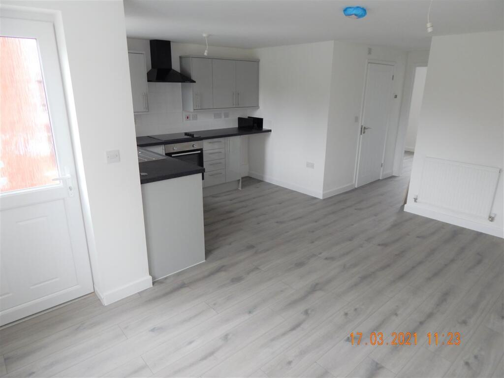 Kitchen/Lounge