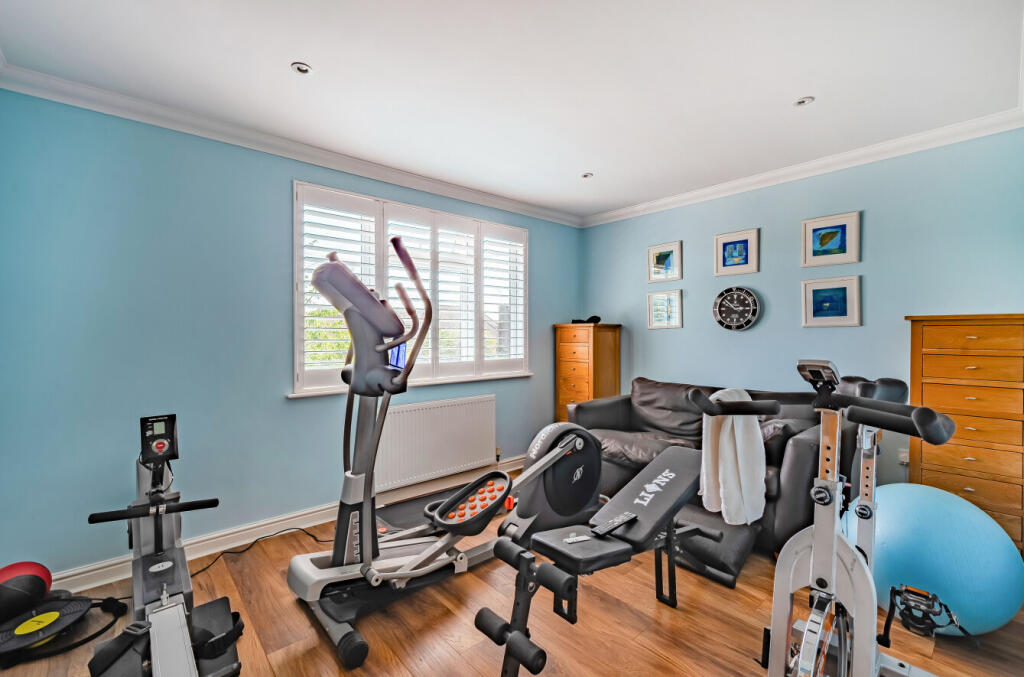 1341163-33-689f34...