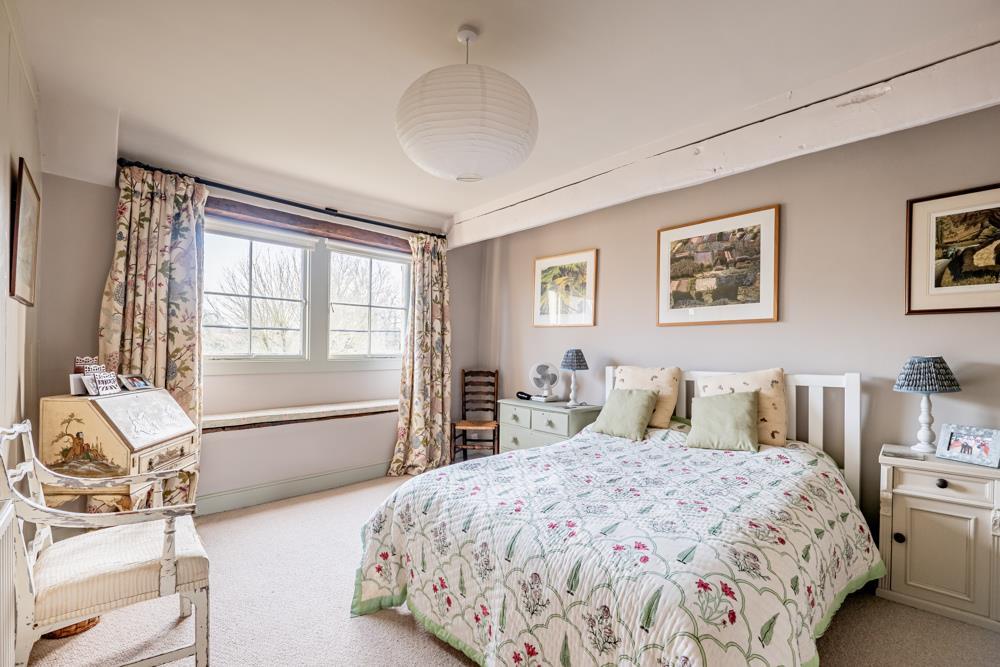 7 St Margarets Place-22.jpg