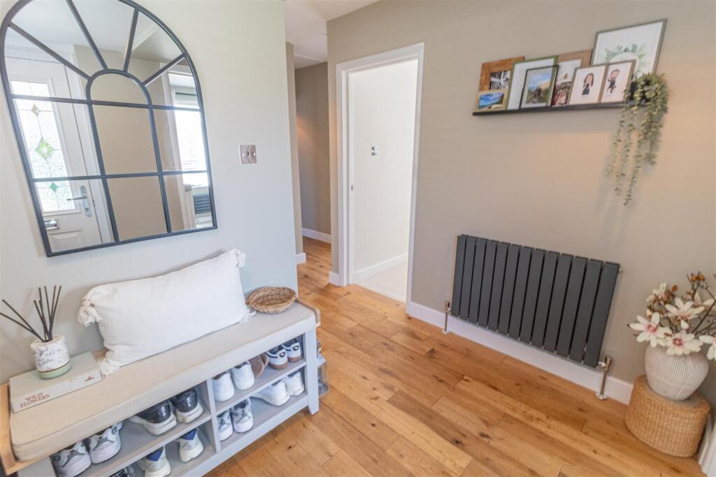 ENTRANCE HALLWAY