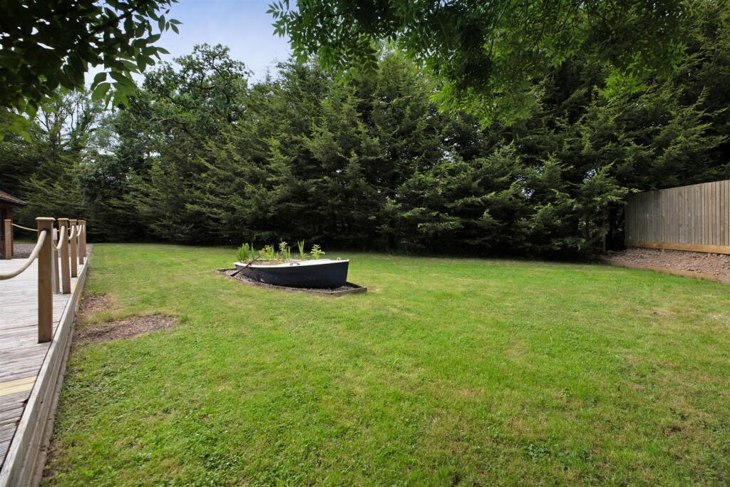 SpinnersMoon2025Spinners Moon (54)61.jpg